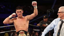 Дмитрий Бивол защитил титул чемпиона WBA.