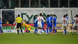 10 марта. Химки. "Динамо" - "Спартак" - 0:1. 16-я минута. Гол Георгия Джикии со штрафного.