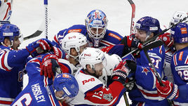 16 марта 2018 года. Санкт-Петербург. СКА - "Локомотив" - 4:0. Год назад серия ярославцев и питерцев вышла очень боевой. Что будет на этот раз?