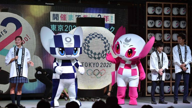 Маскоты Олимпийских игр в Токио. Фото AFP Маскоты Олимпийских игр в Токио. Фото AFP
