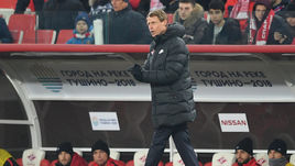 17 марта. Москва. "Спартак" - "Зенит" - 1:1. Олег Кононов.