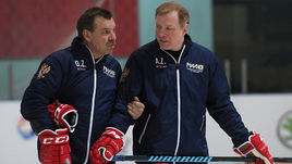 Олег Знарок (слева) и Алексей Жамнов вместе работали в сборной России. Случится ли такое в "Спартаке"?