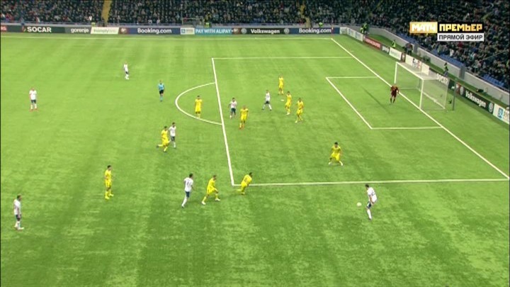 45+2-я минута матча Казахстан - Россия. 45+2-я минута матча Казахстан - Россия.