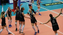 24 марта. "Ленинградка" – "Енисей" – 3:2. Игроки хозяев празднуют победу и выход в плей-офф.