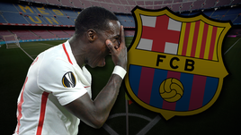 Квинси Промес и логотип "Барселоны".