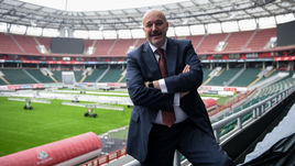 Василий Кикнадзе.