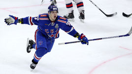 1 апреля. Санкт-Петербург. СКА - ЦСКА - 2:1 ОТ. Николай Прохоркин празднует победную шайбу.