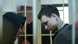 3 апреля. Москва. Кирилл Кокорин (слева) и Павел Мамаев.