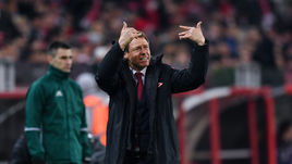 6 апреля. Москва. Тушино. "Спартак" - ЦСКА - 0:2. Олег Кононов.