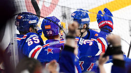 7 апреля. Санкт-Петербург. СКА – ЦСКА – 3:2. Армейцы Петербурга празднуют победный гол Никиты Гусева (№91), засчитанный после 12-минутного просмотра.