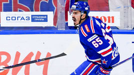 7 апреля. Санкт-Петербург. СКА – ЦСКА – 3:2. Наиль Якупов празднует забитый гол.