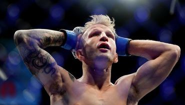 Ти Джей Диллашоу.