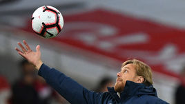 Валерий Карпин.