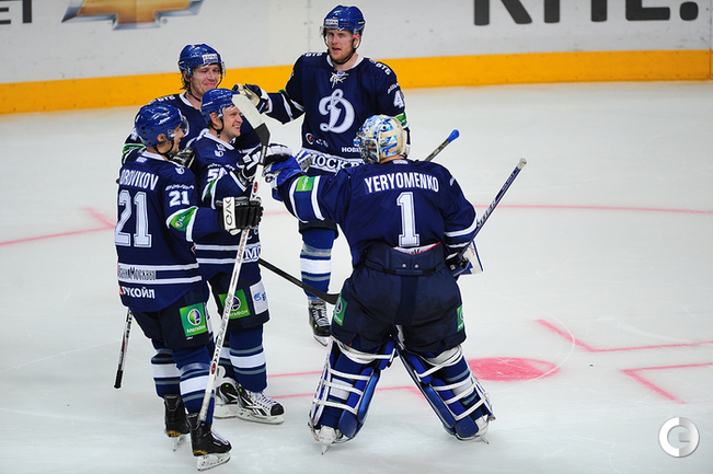 "ДИНАМО" ВЫИГРАЛО У "САЛАВАТА ЮЛАЕВА"