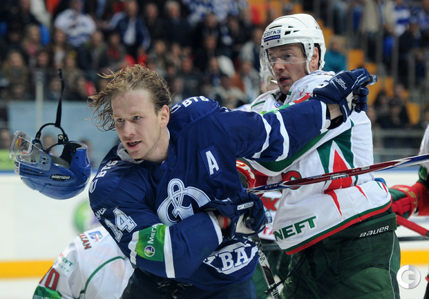 ОВЕЧКИН ОБЫГРАЛ МОРОЗОВА