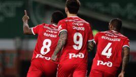 13 апреля. Грозный. "Ахмат" - "Локомотив" - 1:3. Джефферсон Фарфан, Федор Смолов и Мануэл Фернандеш.