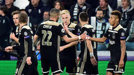 16 апреля. Турин. "Ювентус" - "Аякс" - 1:2. Молодые звезды клуба из Амстрердама прошли "Реал" и "Юве".