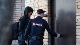 17 апреля. Москва. Александр Кокорин перед началом заседания Пресненского суда.