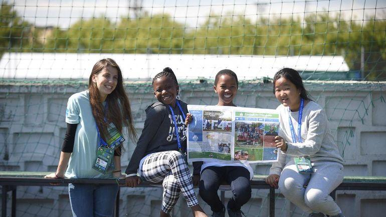 Юные журналисты программы попробуют свои силы в Международном детском пресс-центре. Юные журналисты программы попробуют свои силы в Международном детском пресс-центре.