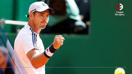 Медведев победил первую ракетку мира