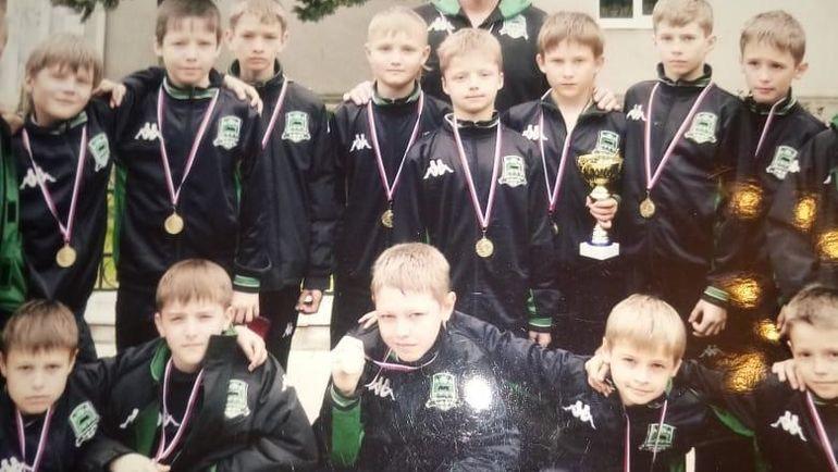 Матвей Сафонов – в центре в нижнем ряду. Матвей Сафонов – в центре в нижнем ряду.