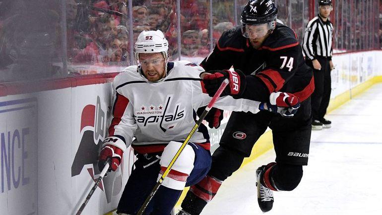 Евгений Кунецов (№92) против Джейккоба Слэвина. Фото AFP Евгений Кунецов (№92) против Джейккоба Слэвина. Фото AFP