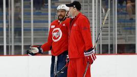 Александр Овечкин (слева) и Тодд Рирден.