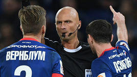 Понтус Вернблум, Алан Дзагоев и Сергей Карасев.