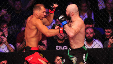 27 апреля. Москва. Вячеслав Василевский против Магомеда Исмаилова..