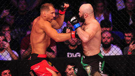 27 апреля. Москва. Вячеслав Василевский против Магомеда Исмаилова..