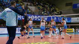 Московское "Динамо" в четвертый раз подряд выиграло чемпионат России среди женщин.