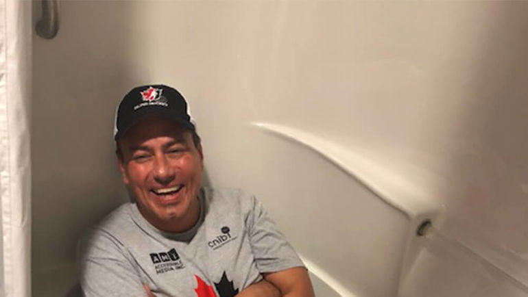 Келли Сербу. Келли Сербу.