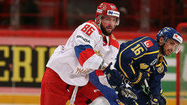 "Думаете, мы все специально вылетели из плей-офф?" Интервью Кучерова - о ЧМ, рекорде Могильного и провале "Тампы" 