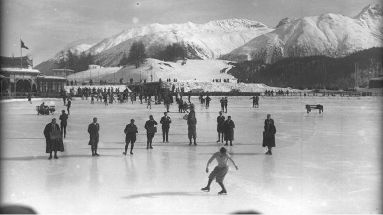 Так проходили соревнования по фигурному катанию на Олимпийских играх 1928 года. Фото Wikimedia Commons Так проходили соревнования по фигурному катанию на Олимпийских играх 1928 года. Фото Wikimedia Commons