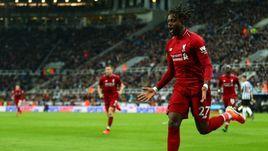 4 мая. Ньюкасл. "Ньюкасл" - "Ливерпуль" - 2:3. Дивок Ориги забивает победный гол в конце матча.