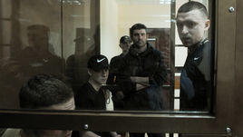 6 мая. Москва. Александр и Кирилл Кокорины, Александр Протасовицкий и Павел Мамаев (слева направо) на заседании Пресненского суда.