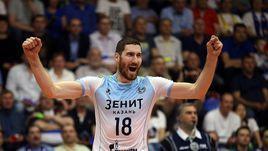 Алекно показывает зубы. "Зенит" пытается сделать невозможное