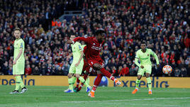 7 мая. Ливерпуль. "Ливерпуль" – "Барселона" – 4:0. 79-я минута. Дивок Ориги забивает четвертый гол.