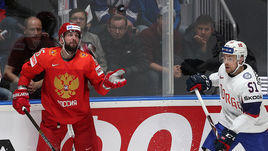 10 мая. Братислава. Россия - Норвегия - 5:2. Никита Кучеров (слева).