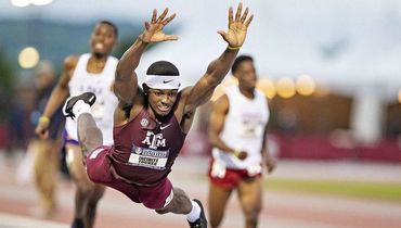 Безумный нырок на финиш. Видели такое?