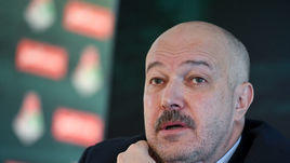 Василий Кикнадзе: "С Денисовым начался диалог. А с Крыховяком заключим контракт"