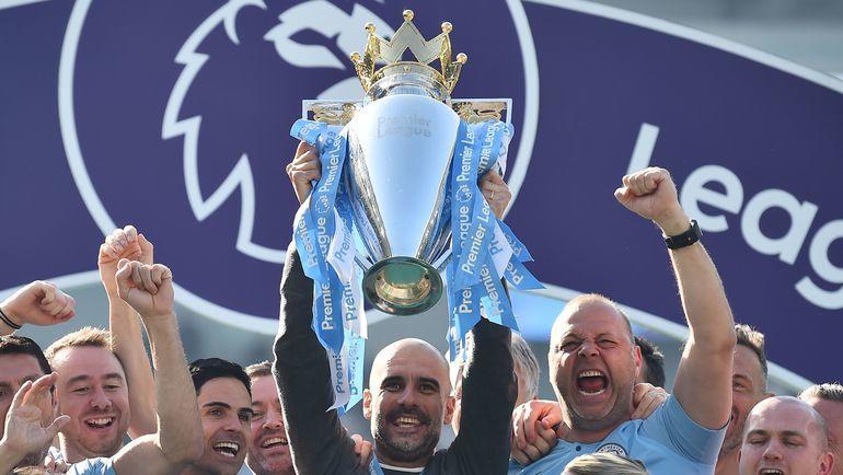 Хосеп Гвардьола празднует победу в чемпионате. Фото AFP Хосеп Гвардьола празднует победу в чемпионате. Фото AFP