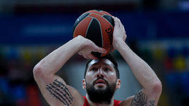 Клинт Иствуд помогает Никите Курбанову настраиваться на "Реал"