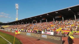 Одна команда проиграла 0:3. Фанаты кричали "Молодцы!"