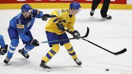 12 мая. Братислава. Италия - Швеция - 0:8. Элиас Петтерссон во время атаки своей команды.