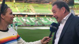 18 мая. Гронинген. "Гронинген" - "Витесс" - 2:1. Леонид Слуцкий дает интервью перед началом матча.