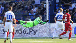 26 мая. Оренбург. "Оренбург" - "Спартак" - 2:0. 8-я минута. Красно-белые пропустили первый гол.