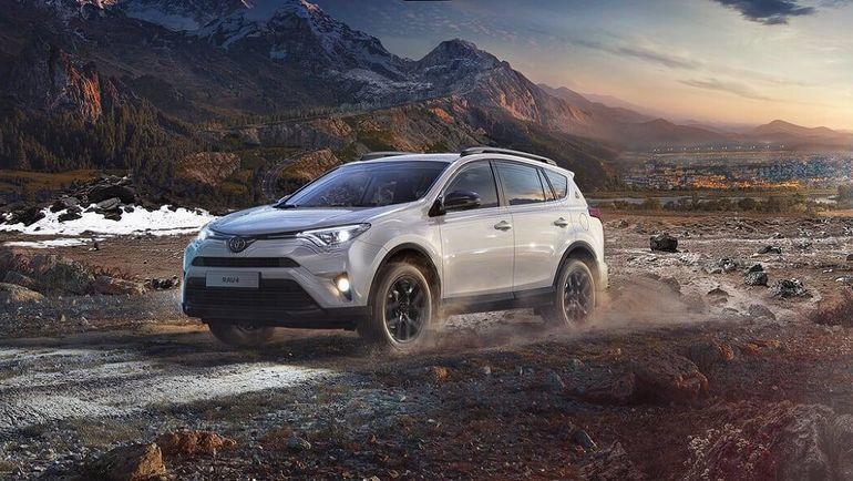 Toyota RAV4. Toyota RAV4.