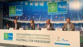 Главный редактор "СЭ" Максим Максимов (справа).