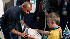 Роберто Карлос и Юный участник форума.